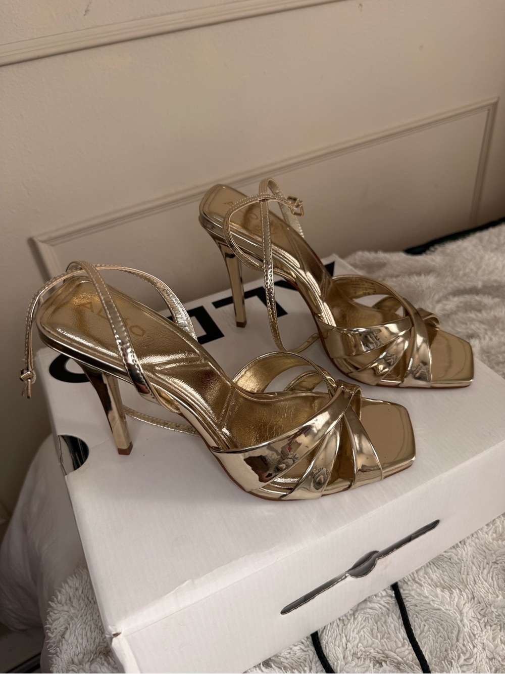 ALDO Meteora Gold Metallic Strappy Heels Size 7
